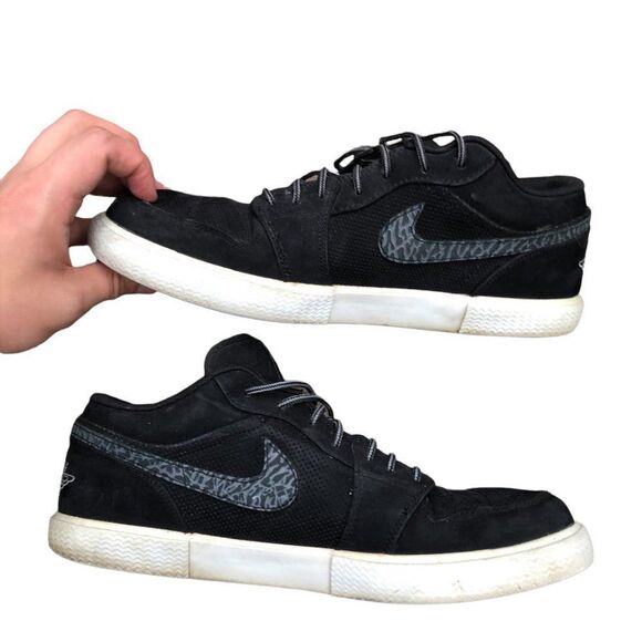 Rare 2012 Nike Air Jordan 1 Black Elephant Print Size 11 - Picture 2 of 16